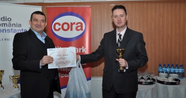 Premii și șampanie pentru campionii Cupei Presei la tenis de masă - 3