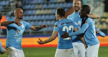 Stire din Sport : FC Voluntari este cu un pas în finala Cupei României după 2-0 cu FC Argeş