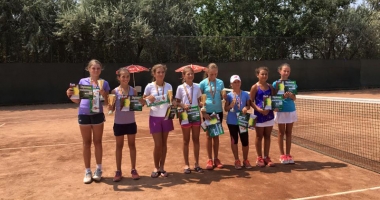 Stire din Sport : Cupa Bright-Știința la tenis rămâne  la Constanța