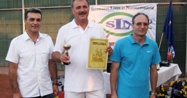 Cupe și diplome pentru finaliștii Cupei Zilei Marinei Române la Tenis de Câmp - 3