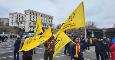 FOTO/VIDEO. Ovidiu Cupșa, candidat oficial la Primăria Constanța, din partea AUR: "Dumnezeu să apere acest oraș" - 4