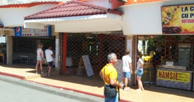Stire din Social : Galerie foto-video / SURPRIZĂ LA CUPTORUL CU PLĂCINTE. A dispărut marfa stricată din depozitele sigilate de OPC și DSV