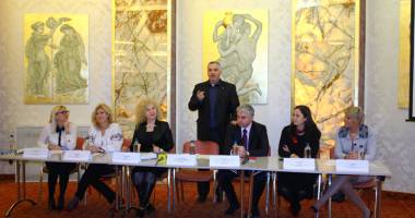 Curaj, fetelor, intrați în afaceri! - 3