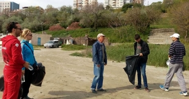 Curățăm Constanța noastră. Toate platformele de colectare a deșeurilor, spălate și igienizate - 2