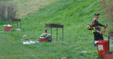 Gazon nou în parcul de la Gară - 3