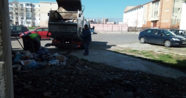 Curățăm Constanța noastră! Muncitorii au intrat în parcurile din Tomis II, Poarta 5 și Poarta 6 - 5