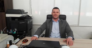 Stire din Economie : Curăţătorie profesionistă. Un somn odihnitor depinde de perna pe care dormi