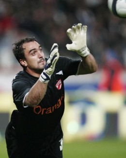 Stire din Sport : George Curcă, pe prima listă a lui Dinamo pentru Europa League