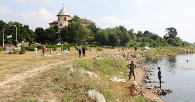 Stire din Sănătate : Curele cu nămol de la Techirghiol tratează psoriazisul şi chiar infertilitatea