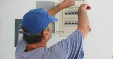 Stire din Social : Atenție, se oprește curentul electric!