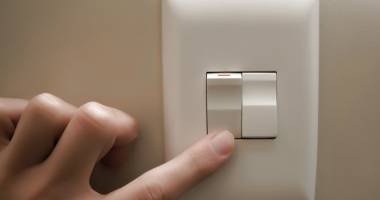 Stire din Social : Localitatea Valu lui Traian, fără curent electric