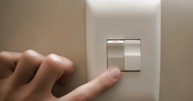 Atenție, se oprește curentul electric la Constanța