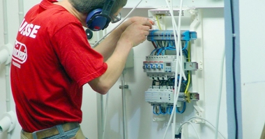 Stire din Social : Mai multe străzi din Constanța, fără curent electric