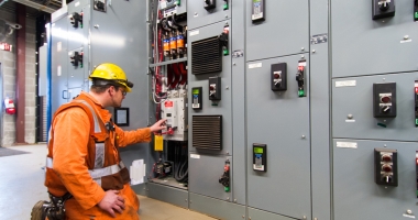 Atenție, mâine  se oprește curentul electric  la Constanța!