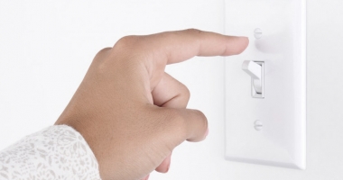 Atenție, se oprește curentul electric!