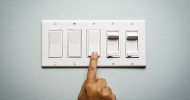 Atenție, se oprește curentul electric la Constanța!