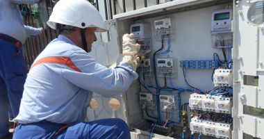 Stire din Social : Atenție, se oprește curentul electric la Constanța!