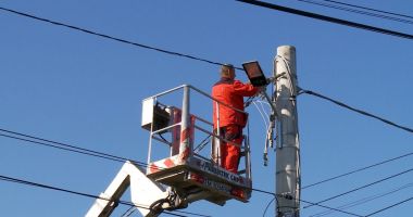 Stire din Social : Localităţi care rămân în cursul zilei de miercuri fără curent electric
