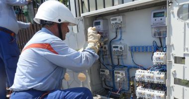Stire din Social : Mai multe localităţi din judeţ, fără curent electric