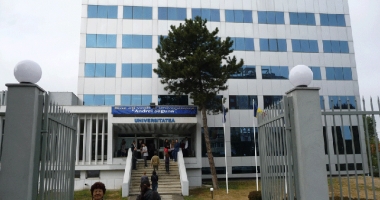 Stire din Cultură-Educație : Curs de limba turcă, la Universitatea "Andrei Șaguna"