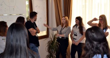 Cursuri interactive de management de proiect pentru tinerii liceeni din Constanța - 4