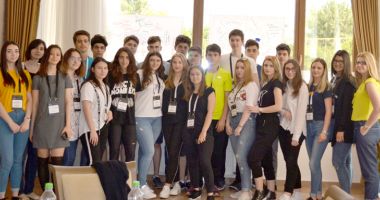 Cursuri interactive de management de proiect pentru tinerii liceeni din Constanța