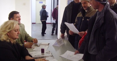 Stire din Social : UN AJUTOR ÎN PLUS PENTRU ȘOMERI / Peste 24.000 de participanți la cursurile ANOFM