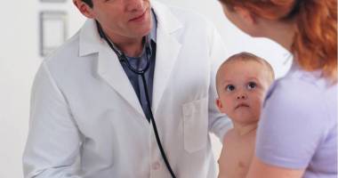 Stire din Sănătate : Vital! Cum se acordă primul ajutor bebelușilor