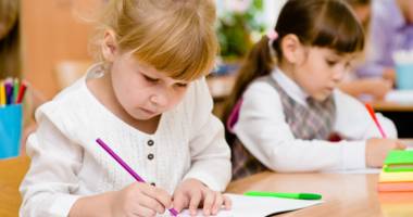 Stire din Sănătate : Cum își pot dezvolta copiii inteligența emoțională