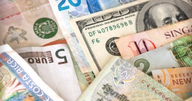Curs BNR: 3,6714 lei/dolar