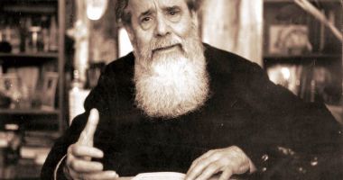 Stire din Cultură-Educație : Curtea Brâncovenească  lansează „cuvintele de învăţătură” ale părintelui Galeriu