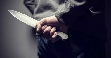 Stire din Eveniment : Tentativă de omor din gelozie.Un bărbat și-a atacat prietenul și iubita