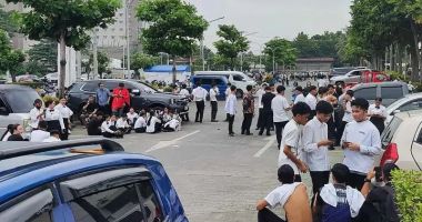 Stire din Actualitate : Cutremur de 7,4 în Filipine. S-a dat alarmă de tsunami