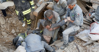VIDEO ȘI IMAGINI DRAMATICE / 247 DE MORȚI după cutremurul din Italia. Printre victime sunt cinci români - 28