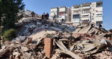 Stire din Actualitate : Un mort şi 64 de răniţi în urma unui cutremur produs în provincia Izmir