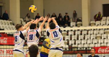 Stire din Sport : Volei masculin: Încă o victorie pentru CVM