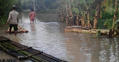 GALERIE FOTO / Cutremur de 6,4 grade în Indonezia. 54 de morți, sute de răniți - 5