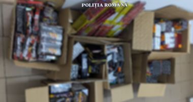 Bărbat amendat pentru că vindea în parcarea unui mall articole pirotehnice periculoase