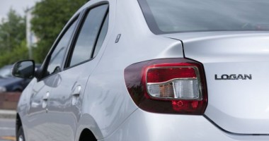 Galerie FOTO și VIDEO - Dacia aniversează 10 ani de Logan cu o ediție concepută special pentru România - 2