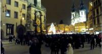 VIDEO Bătaie cu perne în centrul capitalei