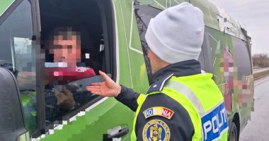 Stire din Eveniment : Transportatorii controlați de polițiștii constănțeni de la Rutieră