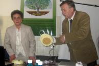 Stire din Sănătate : Aparate medicale de ultimă generație pentru diagnosticarea și tratarea cancerului, prezentate la Spitalul Județean