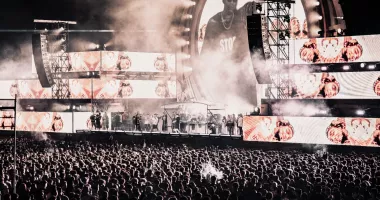BEACH, PLEASE! 2026 a deschis oficial NIBIRU în fața a 90.000 de oameni și a dat startul celei mai mari ediții din istoria festivalului - 8