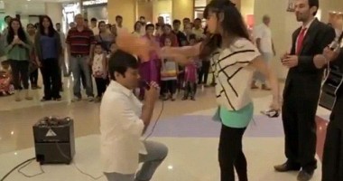 Stire din Diverse : VIDEO. GEST incredibil al unei femei care a fost cerută în căsătorie