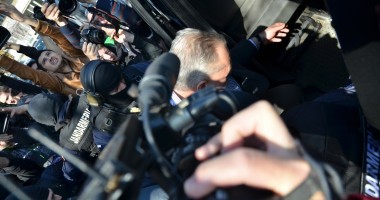 Galerie FOTO: PERCHEZIȚII la PREȘEDINTELE CJ CONSTANȚA / CONSTANTINESCU, REȚINUT pentru 24 de ore - UPDATE - 6