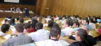 Stire din Cetățenești : "Toate fabricile de diplome universitare să-și declare falimentul!"