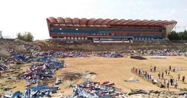 Stire din Sport : Dacă nu ne calificăm la Mondiale, măcar să-l organizăm!
