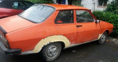Dacie 1410 Sport, de 2.500 de euro. "Prețul s-ar putea dubla după reparații?" - 2