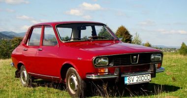 GALERIE FOTO / Istorie vie! Dacia, mașina care a pus România pe roți - 2