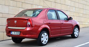 GALERIE FOTO / Istorie vie! Dacia, mașina care a pus România pe roți - 3
